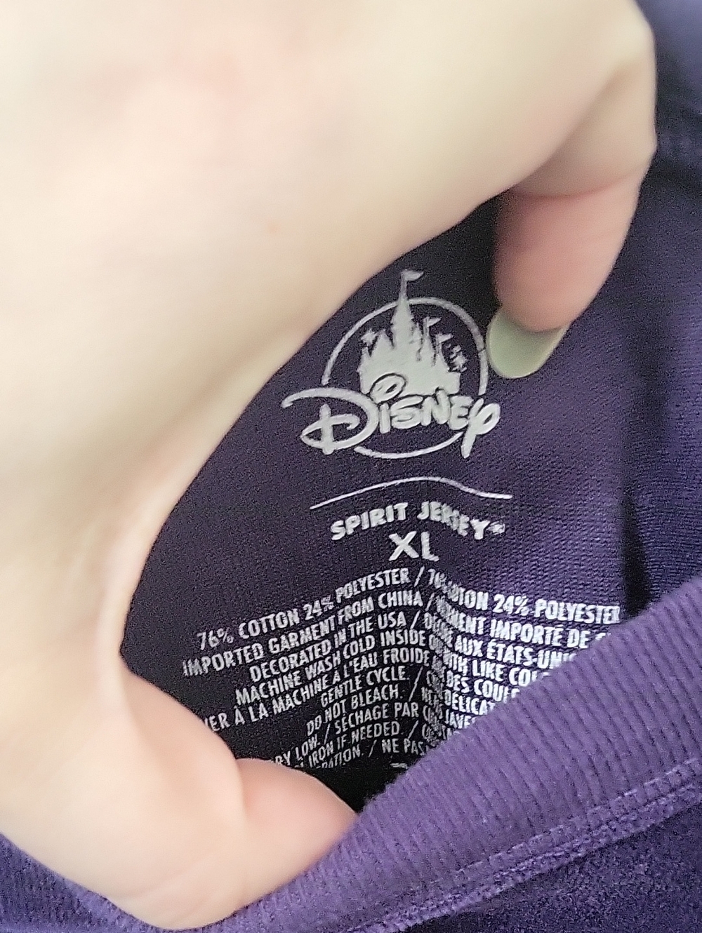Disney Villans Spirit Jersey in a Dark Purple Velvetish Fabric Size XL - Picture 4 of 16